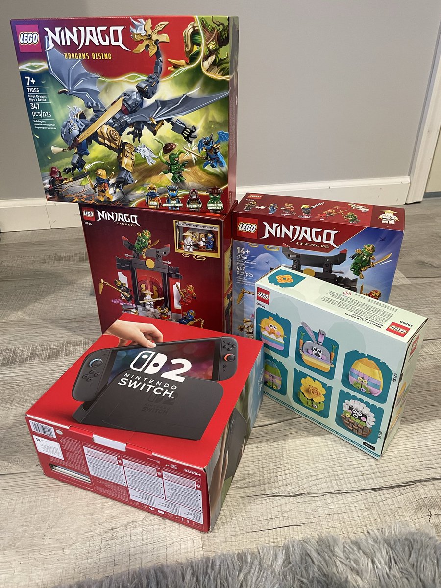 LEGOMoonNite tweet media