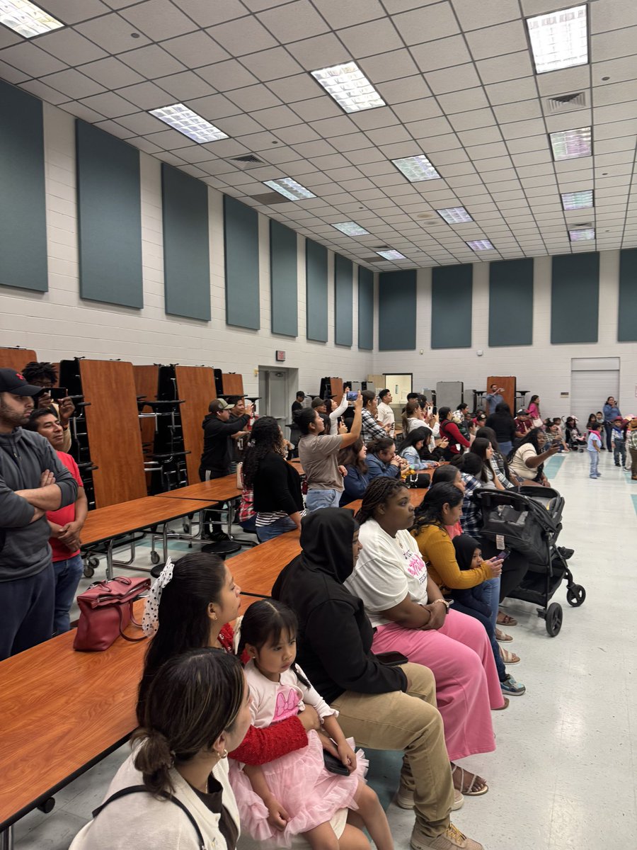 Collins Elementary tweet media