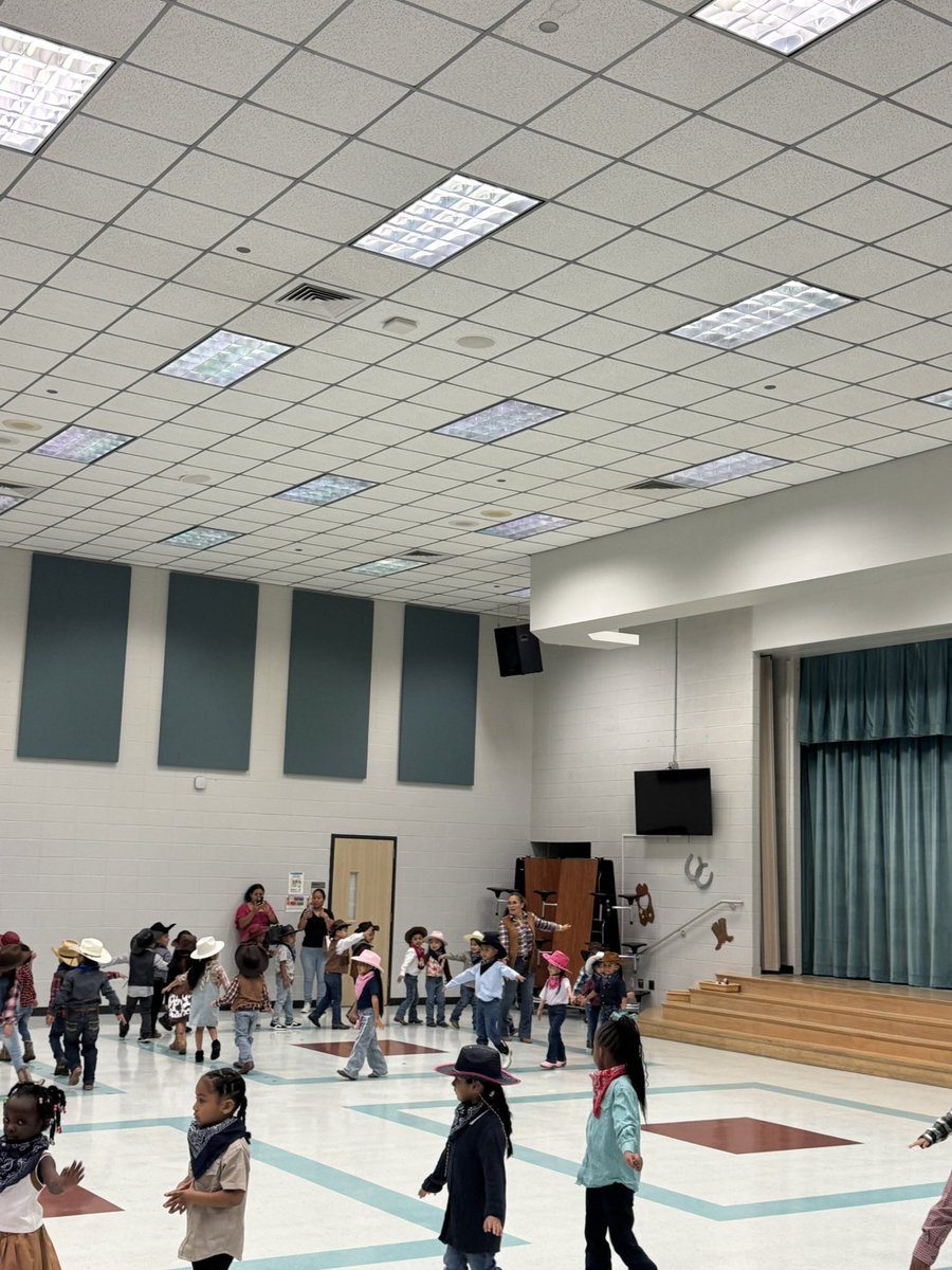 Collins Elementary tweet media