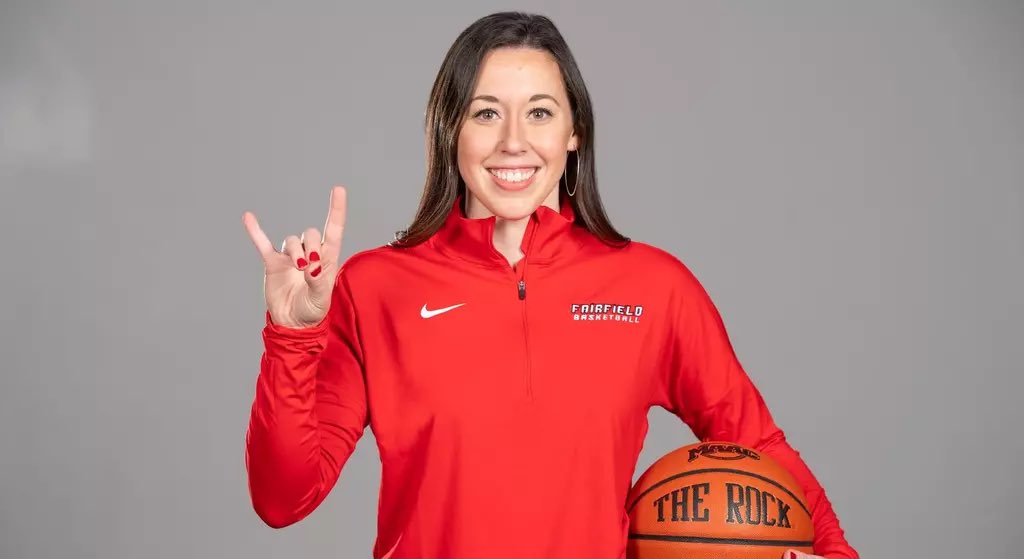 FfldFrank's tweet photo. Game day today in Columbus!
Stags look to get their first NCAAT tourney win vs 6th seed ND.
They need to limit scoring from Hidalgo and hit some 3P shots themselves to put the pressure on ND to keep up scoring.
#RollStags ๐ฆ๐ดโช๏ธโผ๏ธ https://t.co/B4Tj1RPWYN