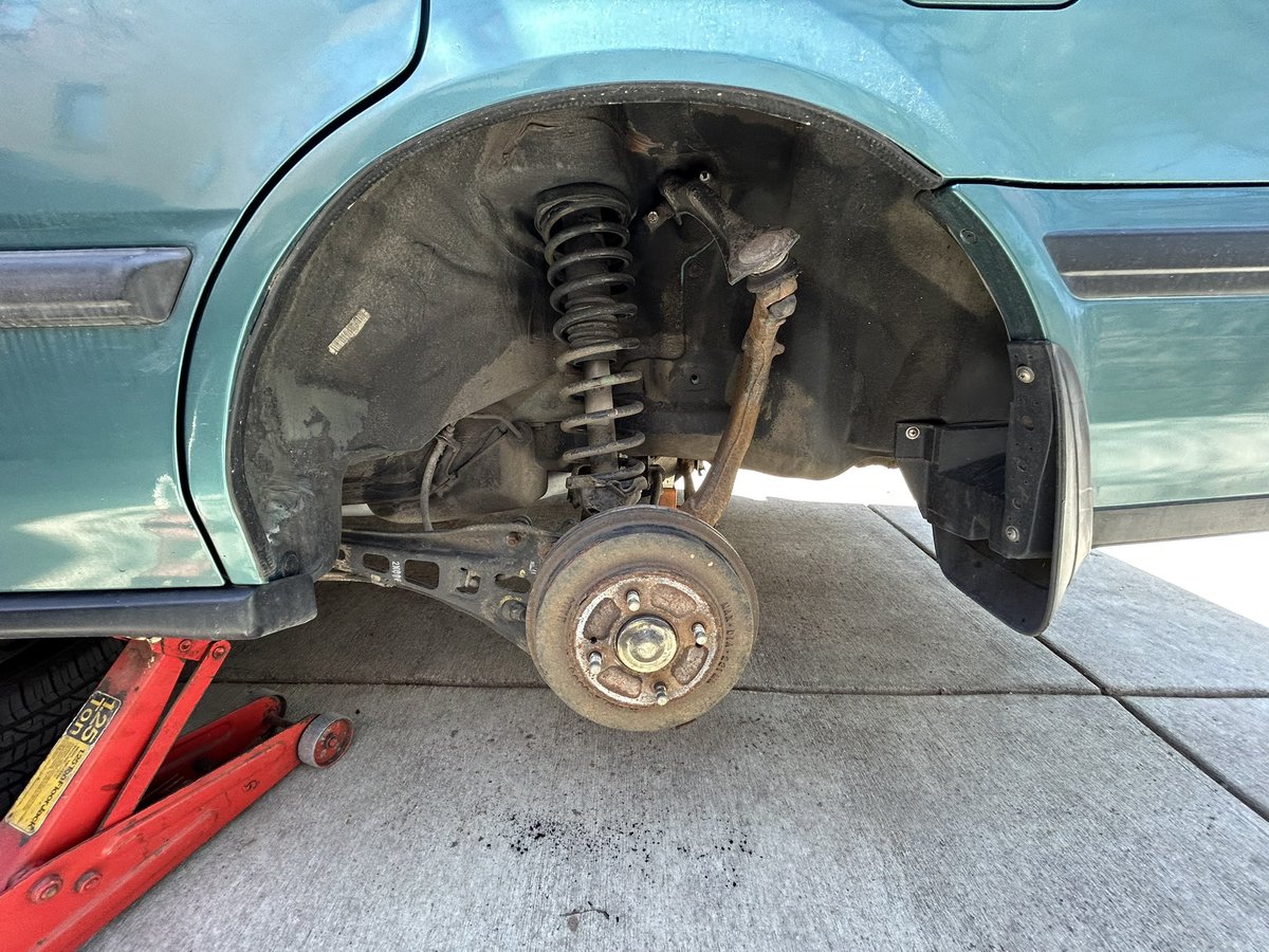 EducatëdHillbilly™ tweet media