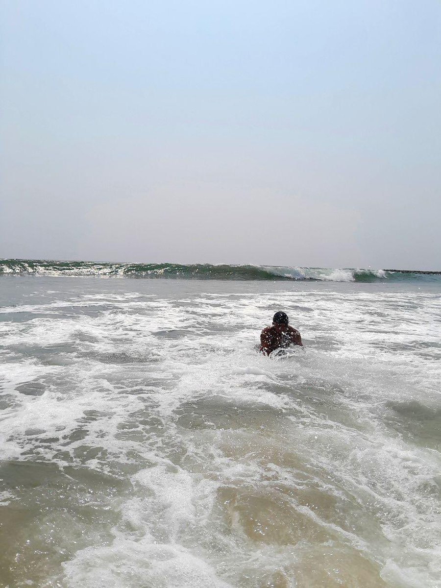 BIG CHRIS tweet media