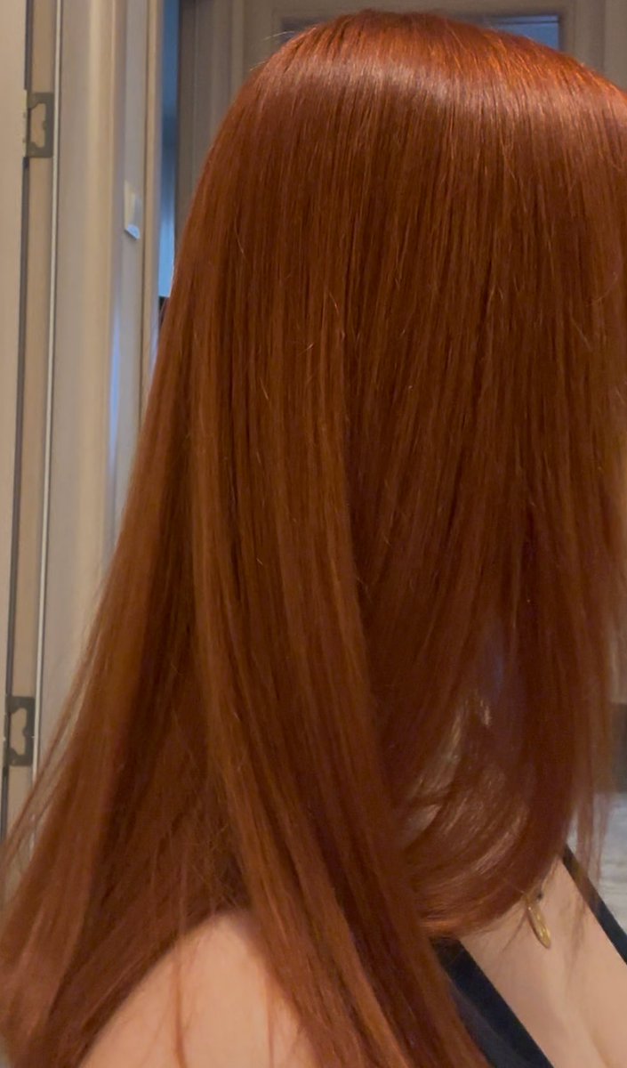 nili ꩜ tweet media