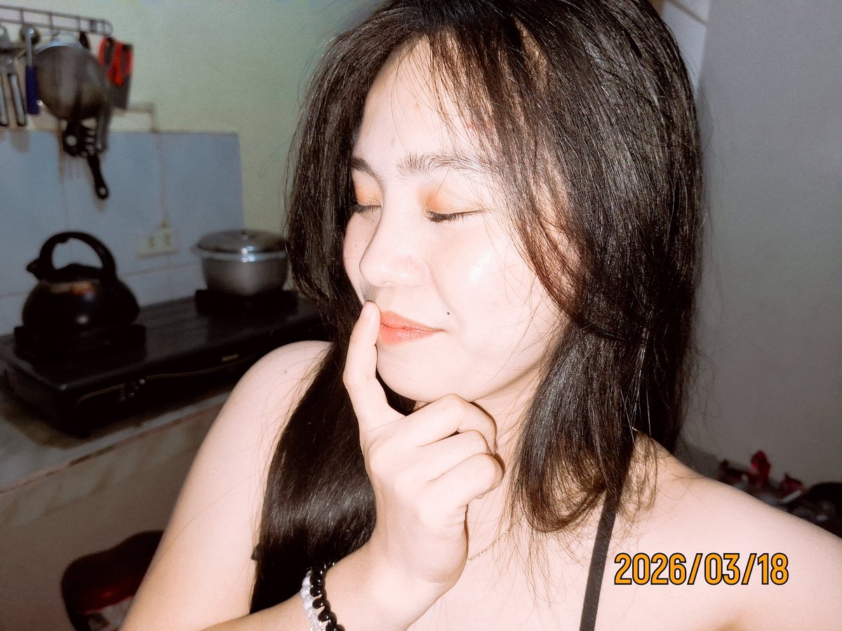 http_cyweee's tweet photo. 💛 https://t.co/vFGWL57Po2