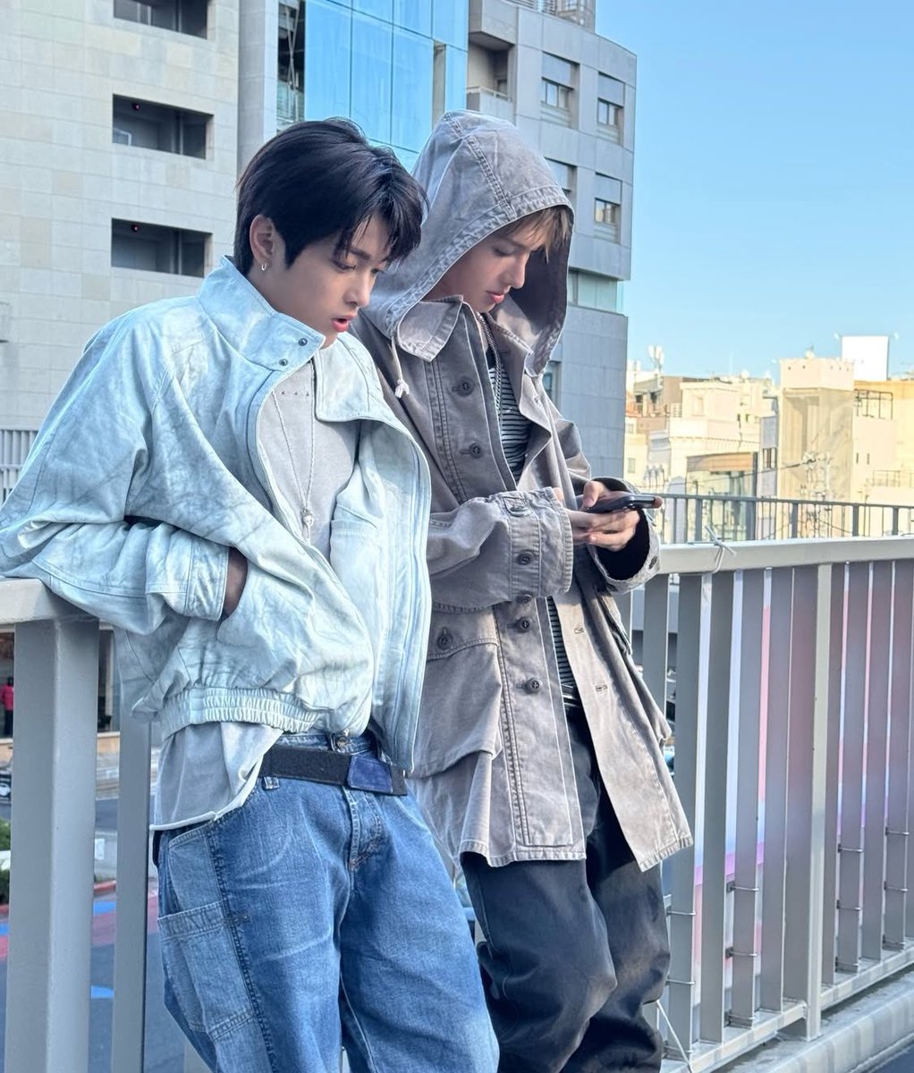 mizu ✩ tweet media