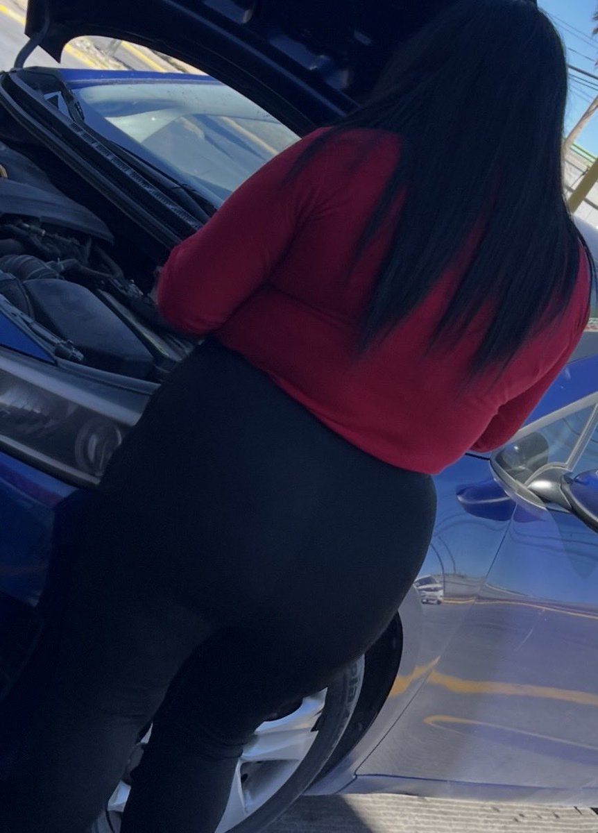 Vctorva29056413's tweet photo. Aporte  de seguidor 

En autozone siempre encontramos los mejores culotes si así. Está mamalon empinada es el doble apenas mi verga para es culote https://t.co/bWhhokzvnp
