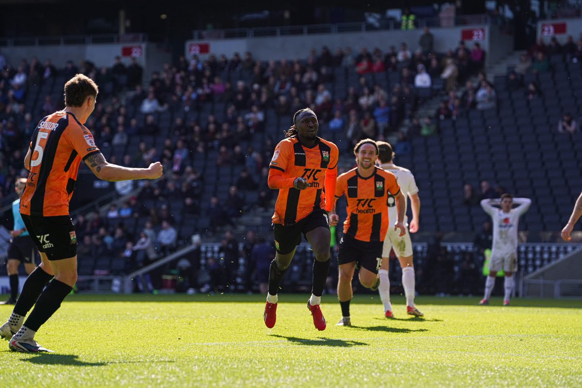 Alie Bittar tweet media