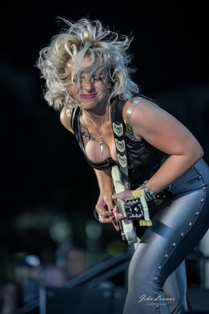 OSCAR \m/ tweet media