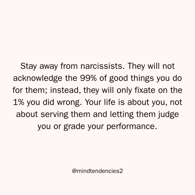 SipsNChewsDMV's tweet photo. #narcissist https://t.co/yvVooqAnSW