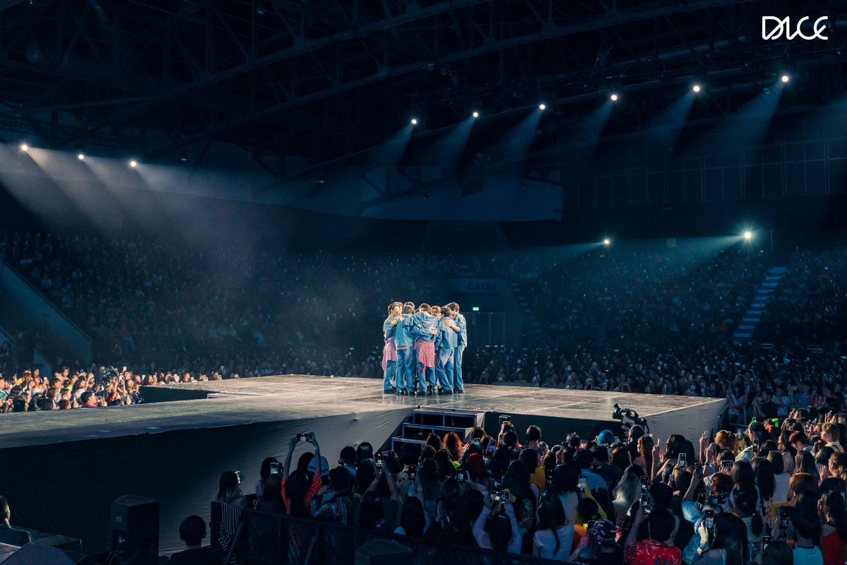 "SEASON" เพลงพิเศษจาก DICE ที่แต่งและโปรดิวซ์โดย JISANG 

ที่ไม่ว่ากี่ฤดู กี่เรื่องราว ที่ผ่านไป DICE และ PRIZE จะพบเจอมันไปด้วยกัน

🔗 :youtu.be/GJ6X-55FqKY

#DICE_SEASON
#DICE_SONRAY
#SONRAYMUSIC