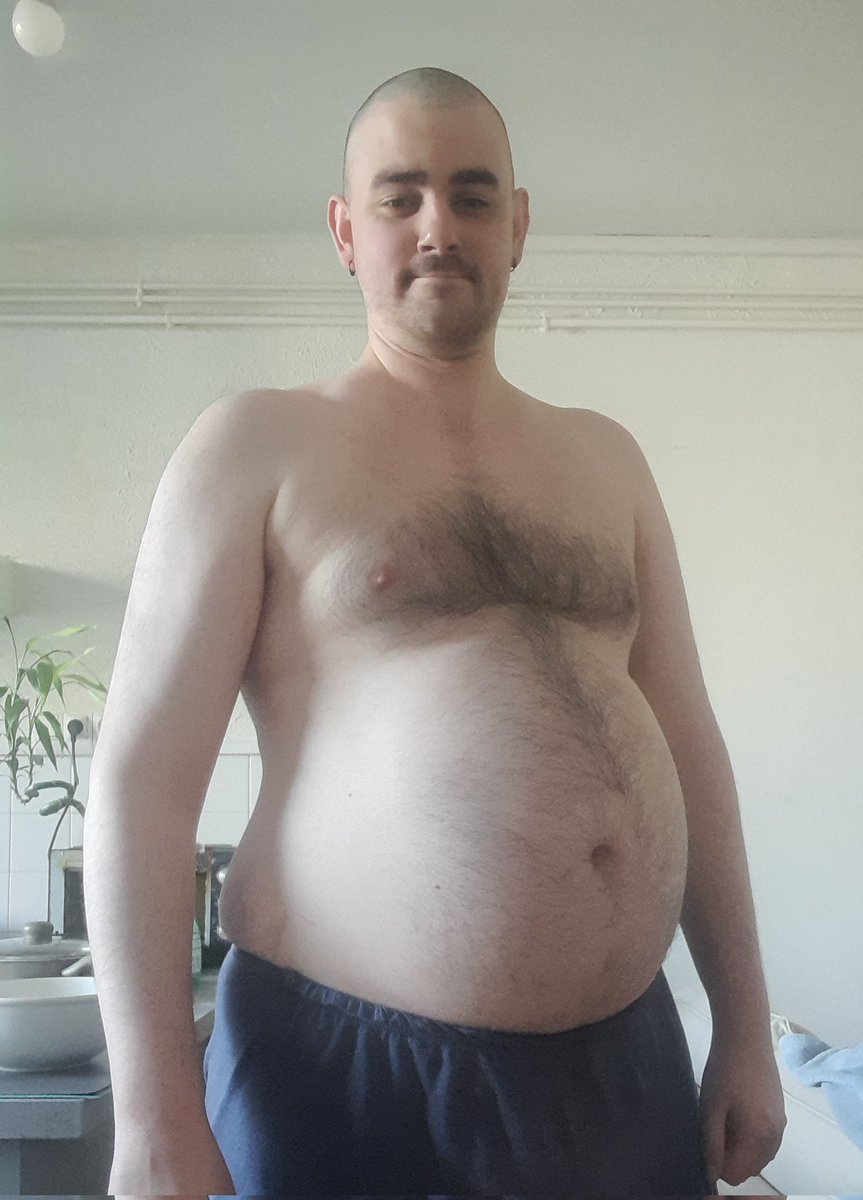 LazyBearo tweet media