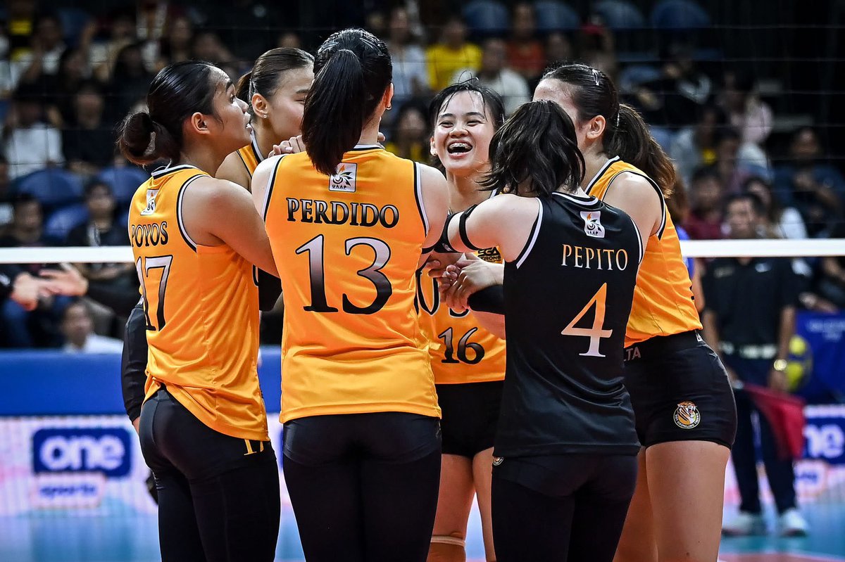 Growling Tigers of UST tweet media