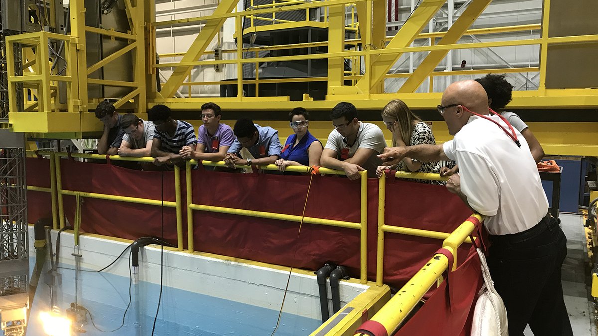 NCState's tweet image. NC State University will receive up to $200,000 from the Department of Energy’s Office of Nuclear Energy to create courses for high school students and educators to learn how to use a nuclear reactor. #ThinkAndDo 

Read more: ncst.at/TquV50Yx04U