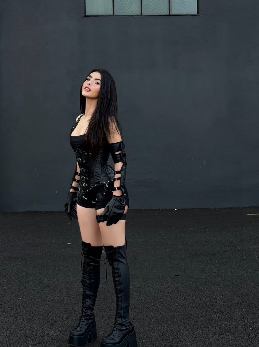 loopy☀️ tweet media