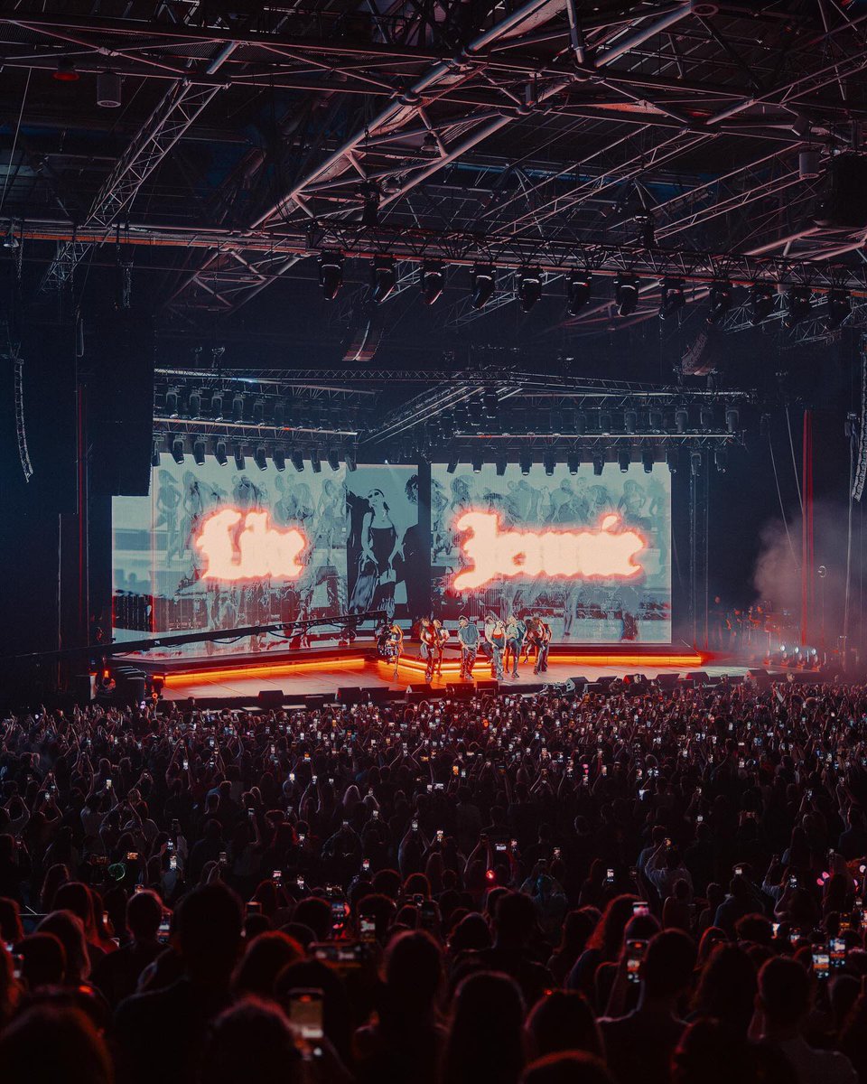 JENNIE FRANCE ⟡ tweet media