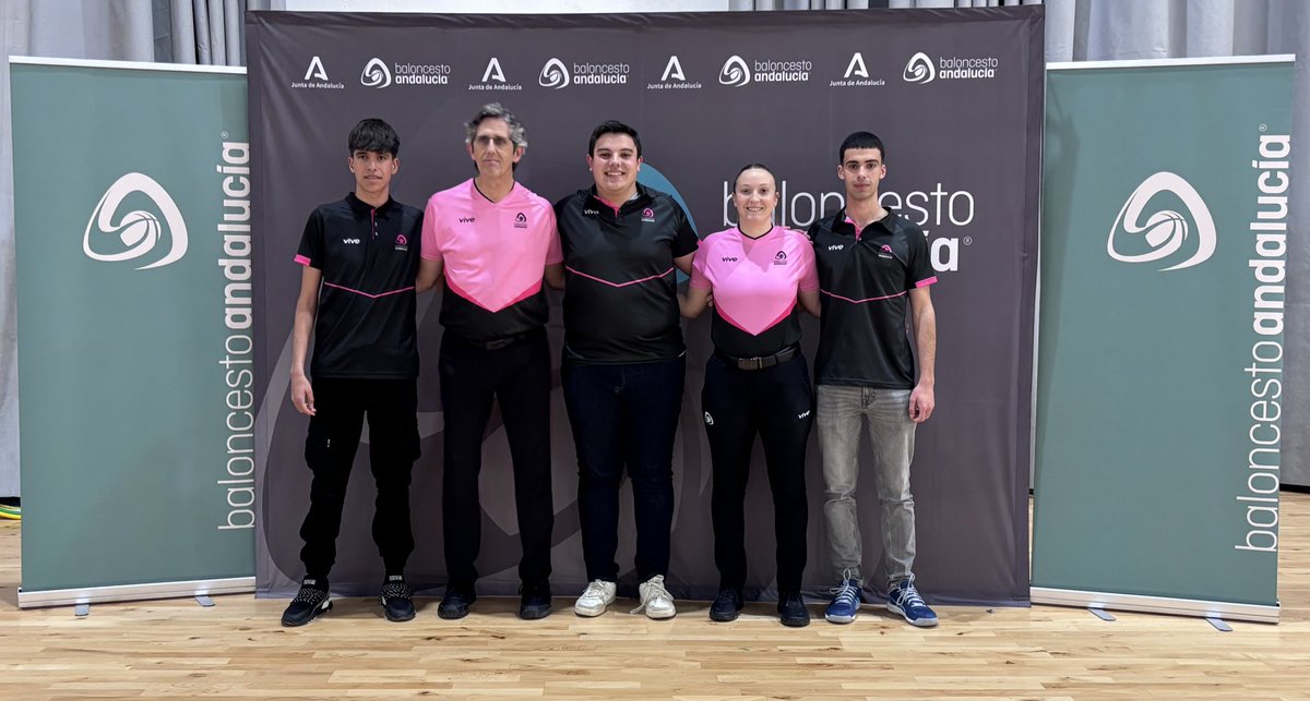 fabcadiz's tweet photo. En juego la Final 2 Cadete Masc. Copa Andalucía A FAB Cadiz ⛹️‍♂️
🏀@adesa80balonces
🏀 @CBCAlgeciras

#PlayOffCadiz #baloncestoandalucia https://t.co/sYVTxJDJYC