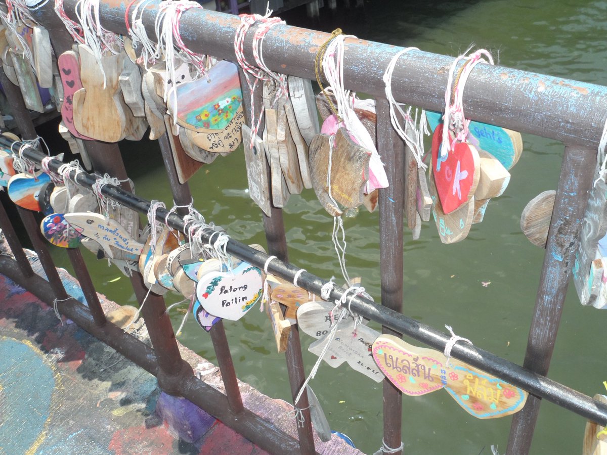 キユイ tweet media