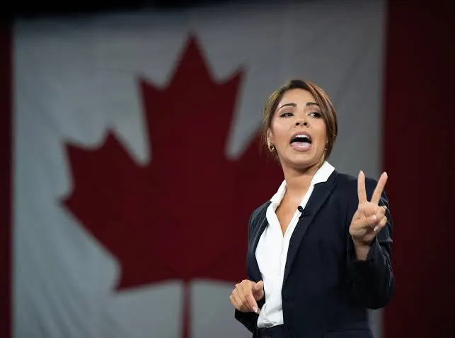 This photo shows that Anaida believes in two things: Canada and Peace.