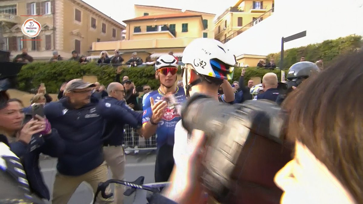 Del🇪🇺 tweet media