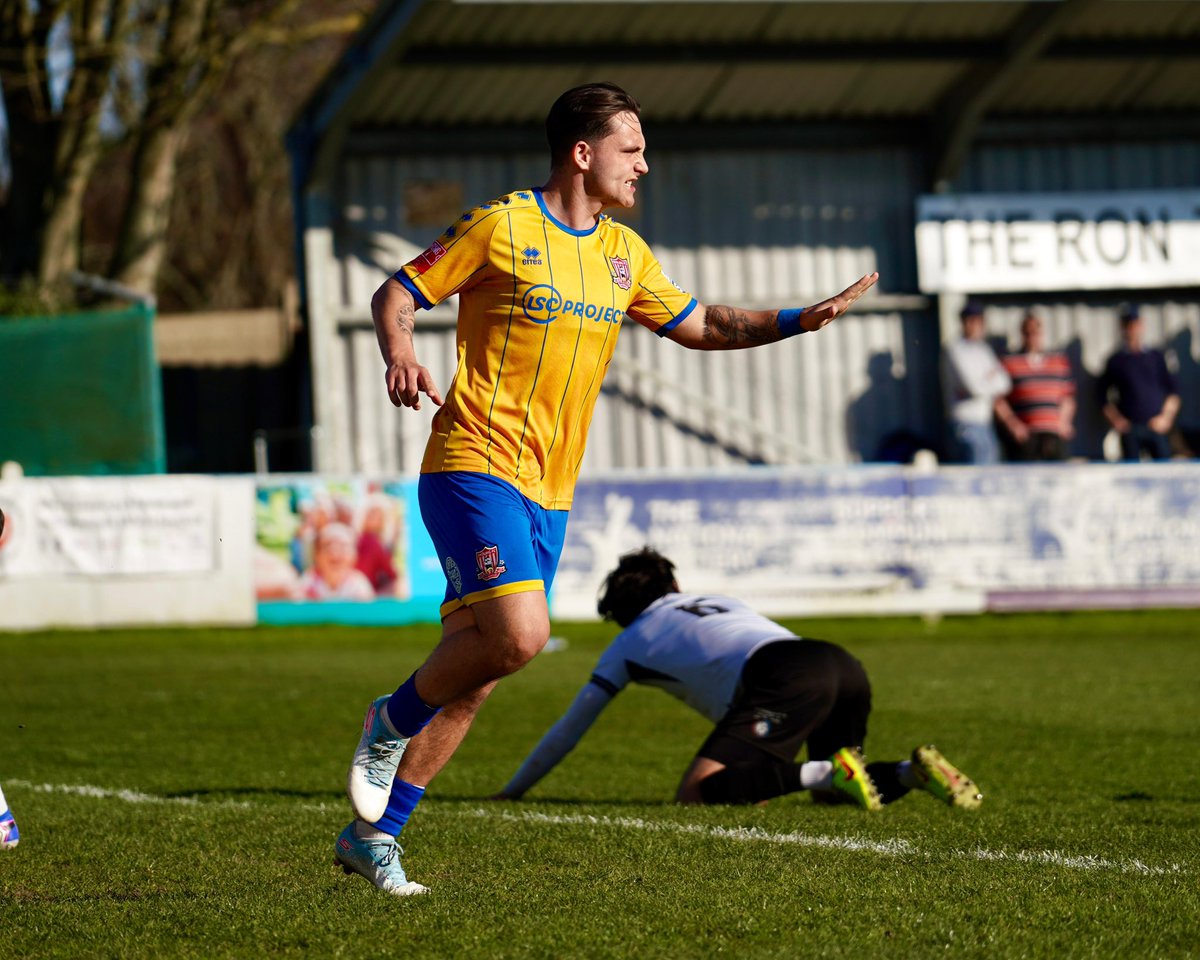 Sholing FC tweet media