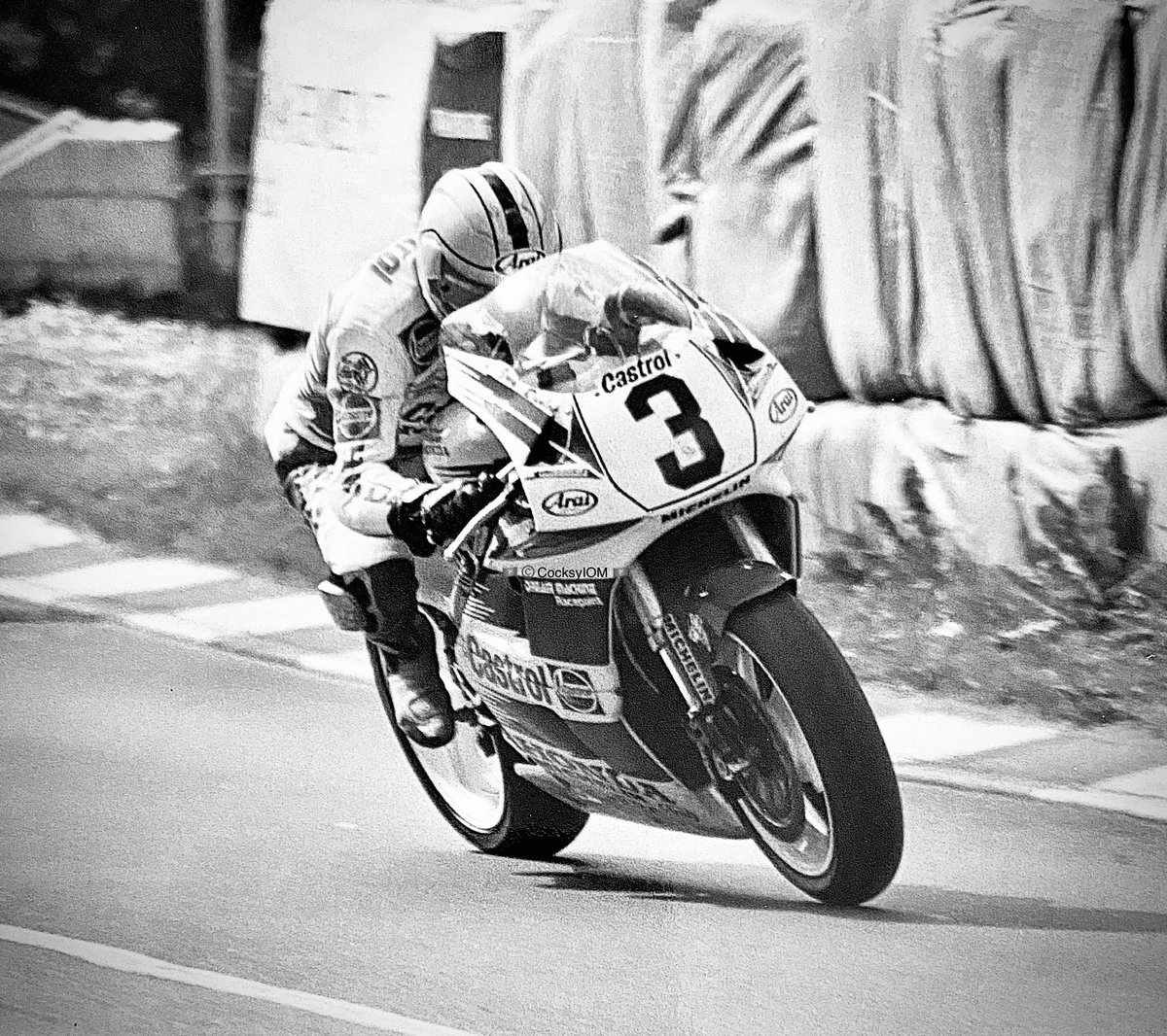 CocksyIOM tweet media