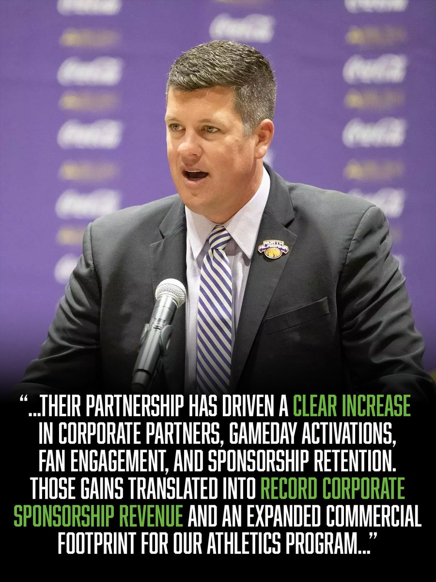 PeakSportsMGMT's tweet image. Dr. Josh Looney, the 2025-26 NACDA Athletics Director of the Year, recognizes the impact we have had on North Alabama Athletics since our partnership began in 2022 💪 We look forward to growing even more with Dr. Looney and UNA Athletics for years to come!

#KeepClimbing 🏔️