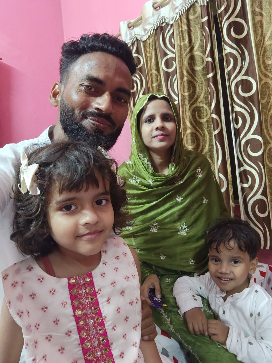 sr68ss's tweet photo. Eid al-Fitr Mubarak 🕌🕋
#ZairaAhmed
#ZainAhmed
#SarfarazAhmed
#sr68ss
#2026 https://t.co/oAgZgaAQss