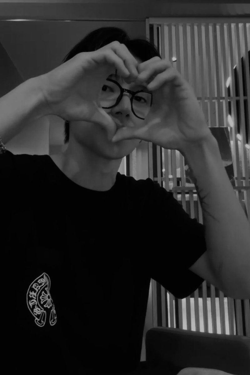 helios .𖥔 ݁ ˖ tweet media