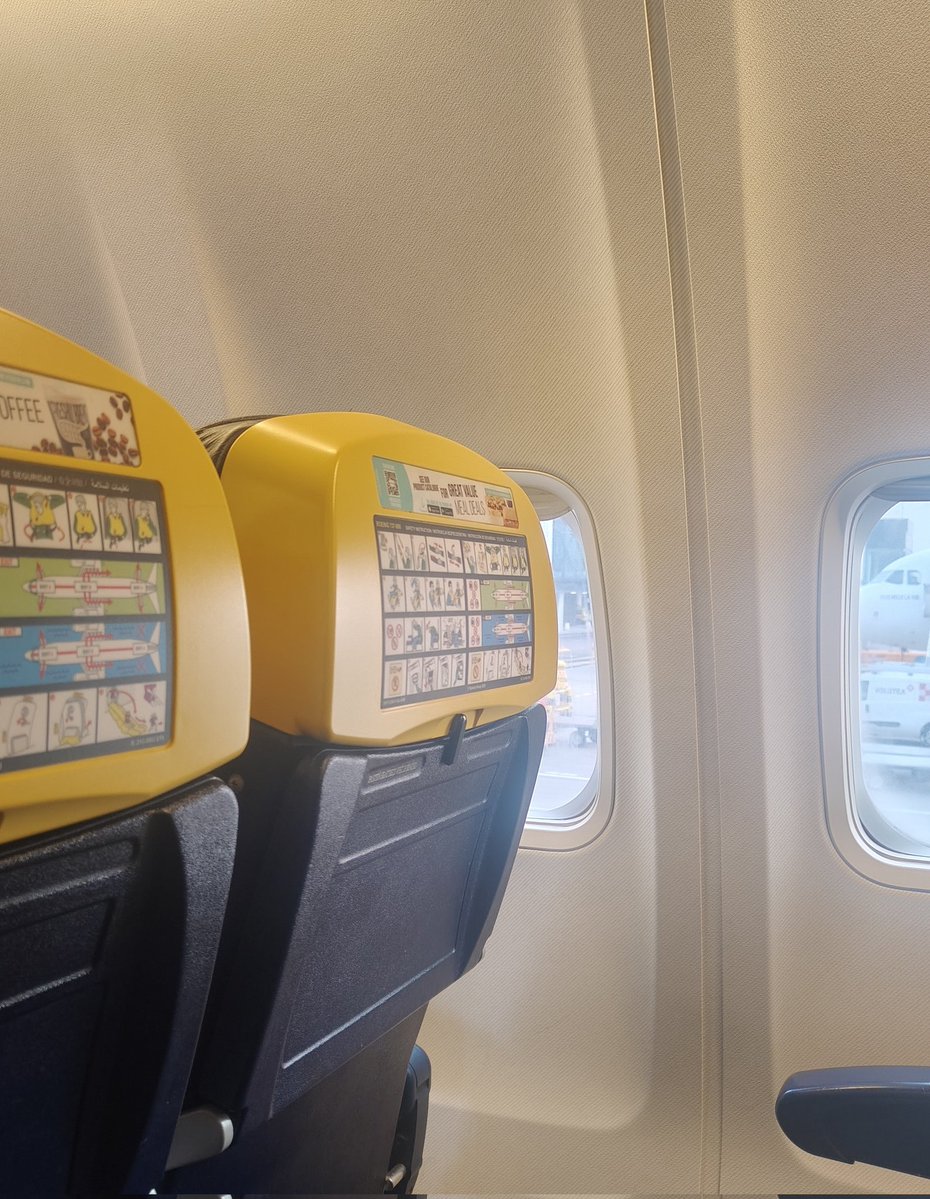 Laura ☁️ tweet media