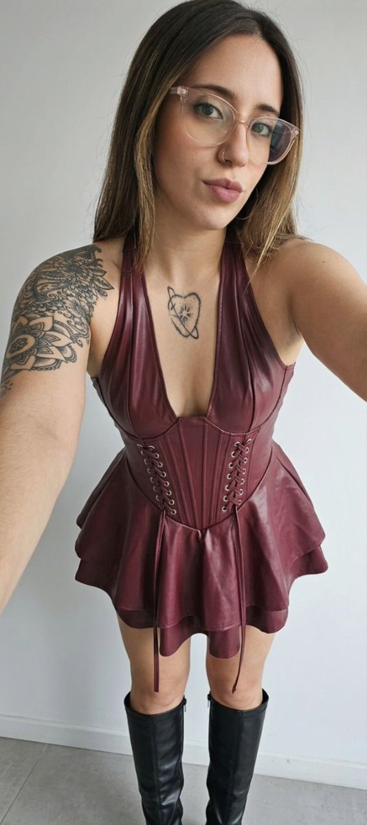 April Devotion 🖤⛓️ tweet media