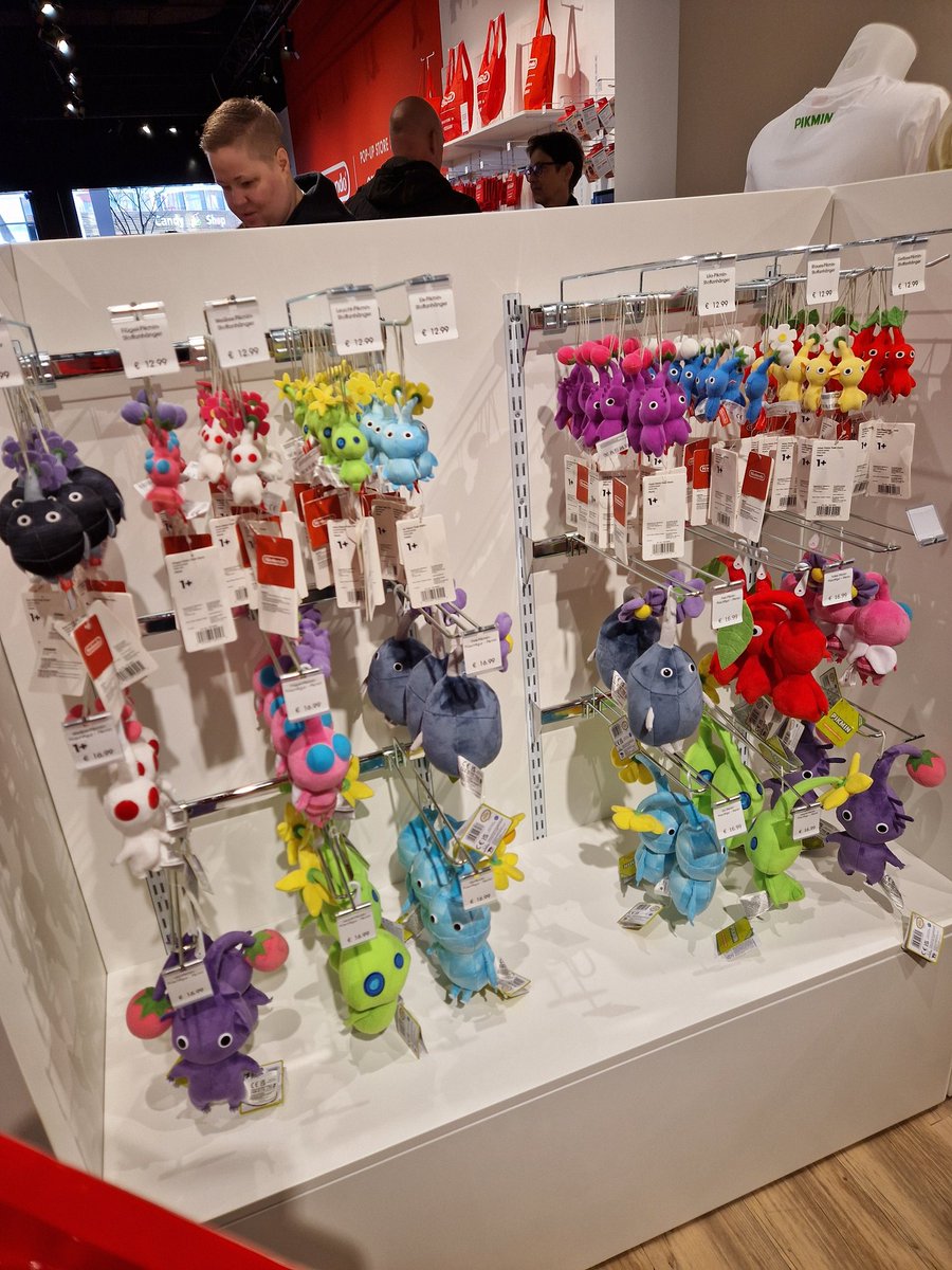 Monarose86 tweet media