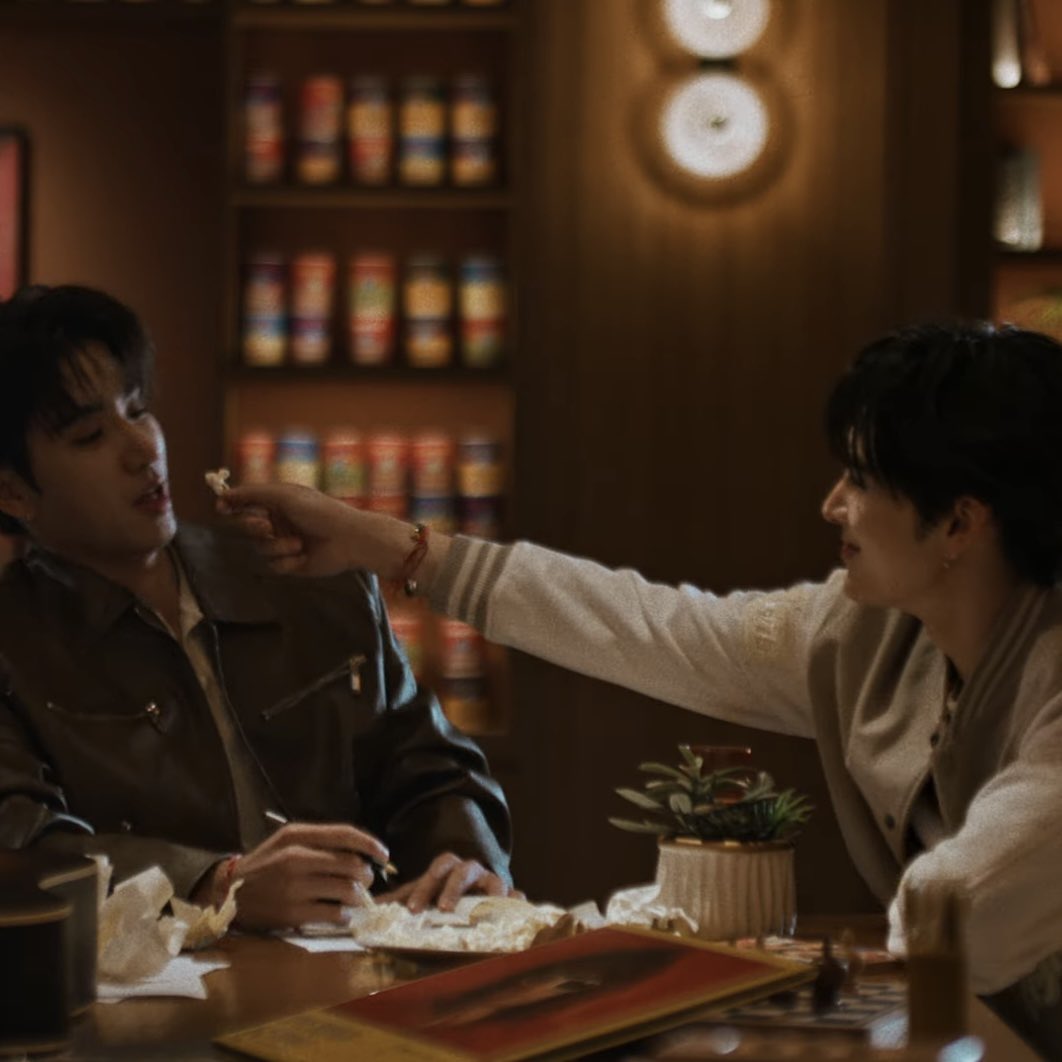 ari | LYT ꫀra 🌥️ tweet media