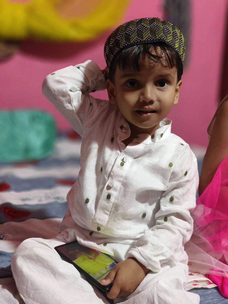sr68ss's tweet photo. Eid al-Fitr Mubarak 🕌🕋
#ZairaAhmed
#ZainAhmed
#SarfarazAhmed
#sr68ss
#2026 https://t.co/XPWcJrhEgS