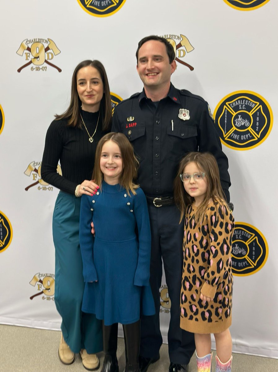 Charleston Fire Dept tweet media