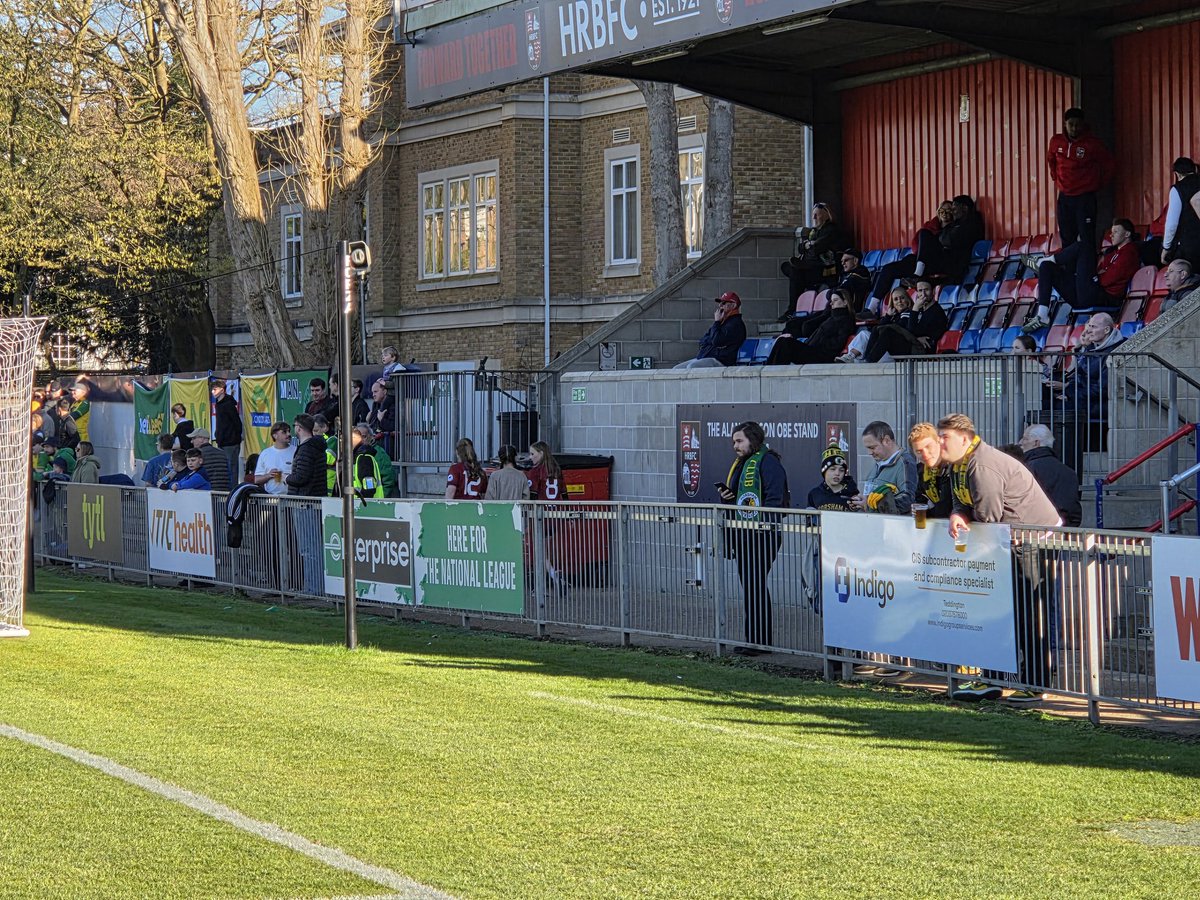 Lardy Army tweet media