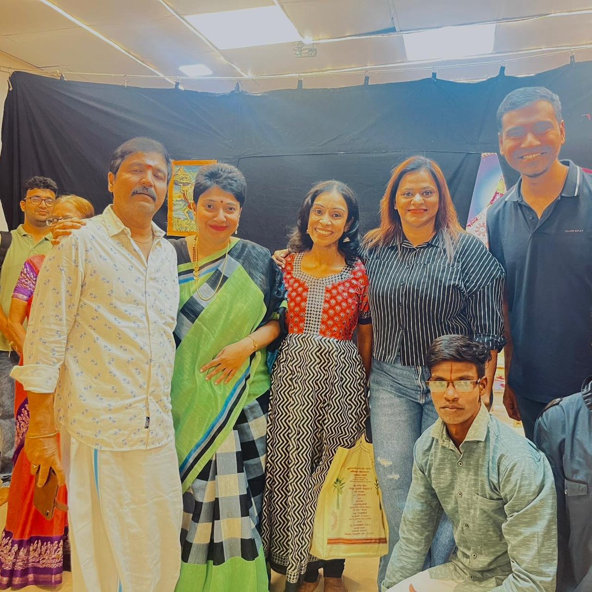 ikarnagv's tweet photo. Another excellent show of 7 songs, political satire stand up and Mounam SangaDUMB skit. Wonderful audience and excellent response! https://t.co/O8XZRYaXBB