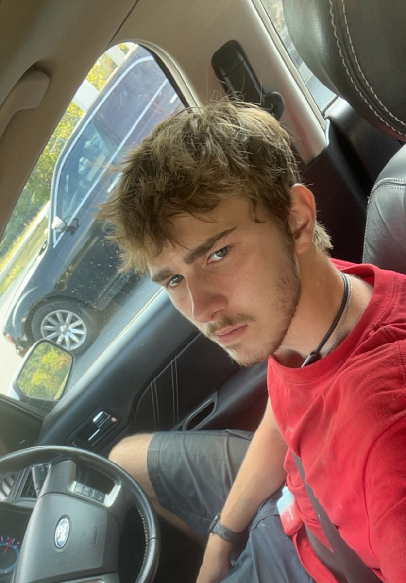 MeatStick2004 tweet media