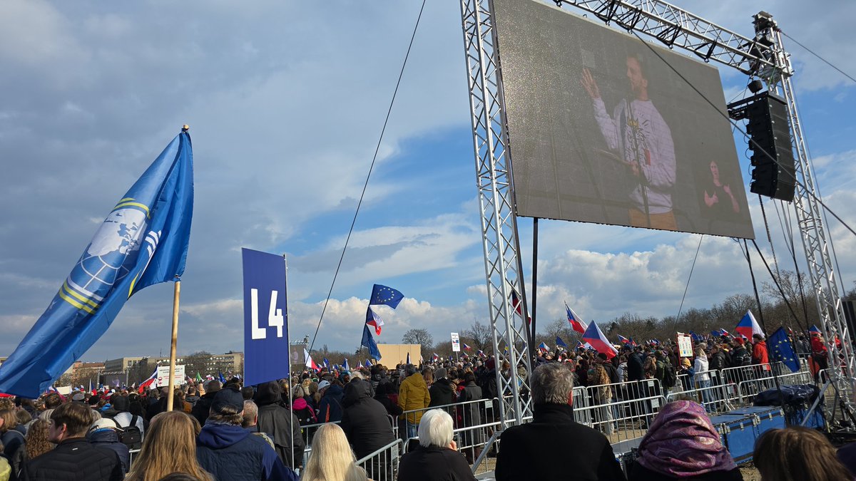 Jitka B.🐞Horná🦁💊🇨🇿🇺🇦🇪🇺 tweet media
