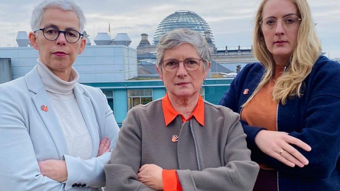 Postulator tweet media