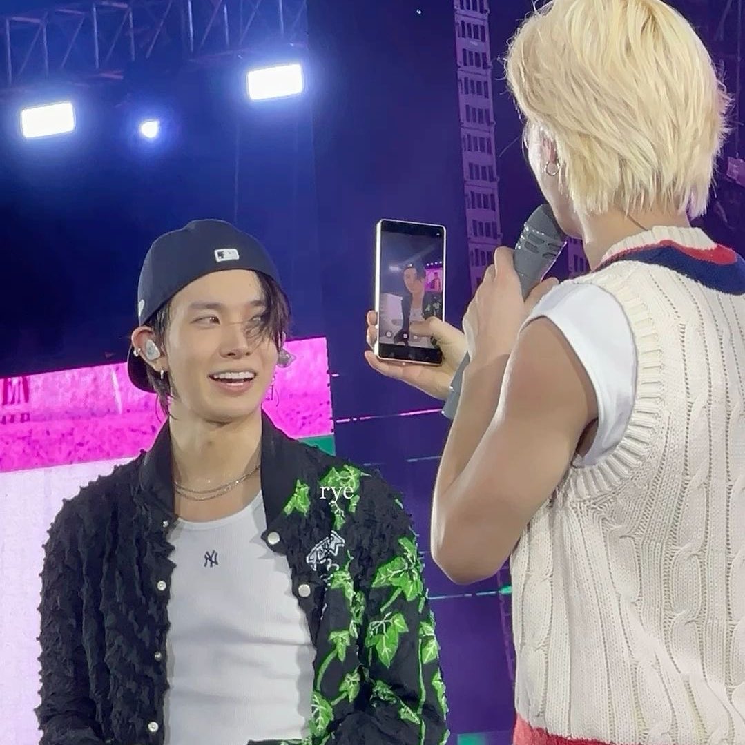 liv♡fan tweet media