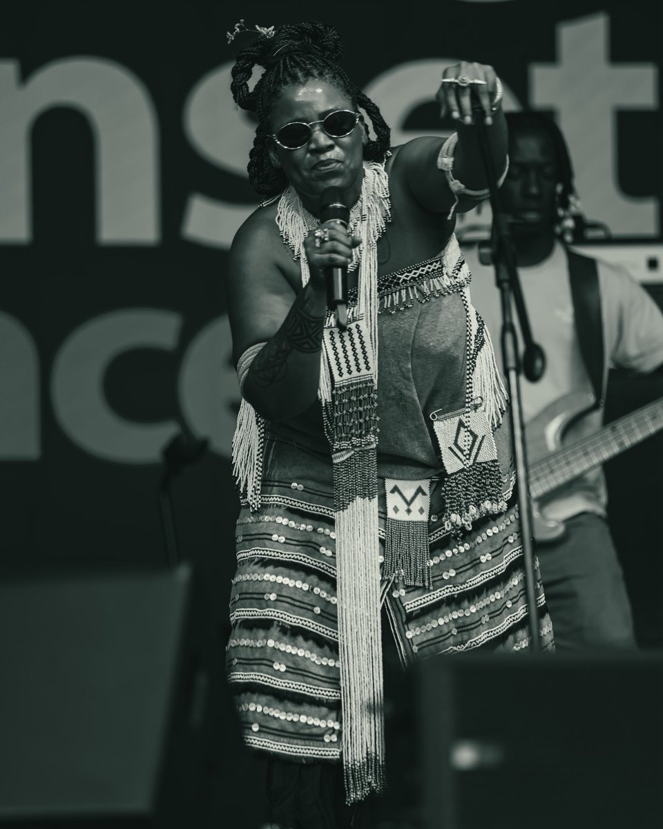 Thandiswa Mazwai tweet media