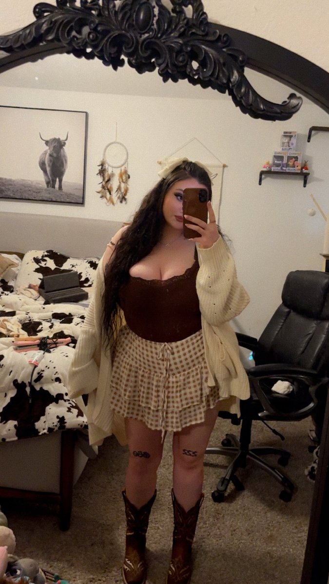 Mikayla🧸 tweet media