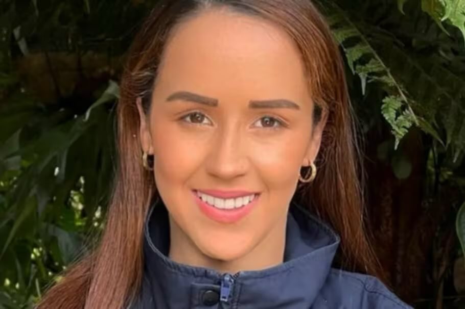 Alicia en el pais del sagrado corazón tweet media