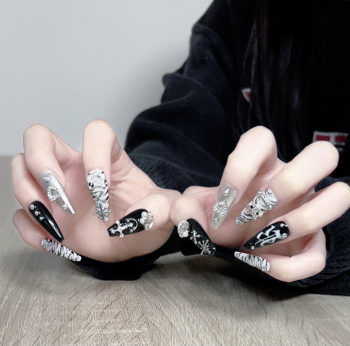 RiRiooo5's tweet photo. ｷﾞｬｳくなた🤙🏻🖤💖✨ https://t.co/q5V9ENoEt4