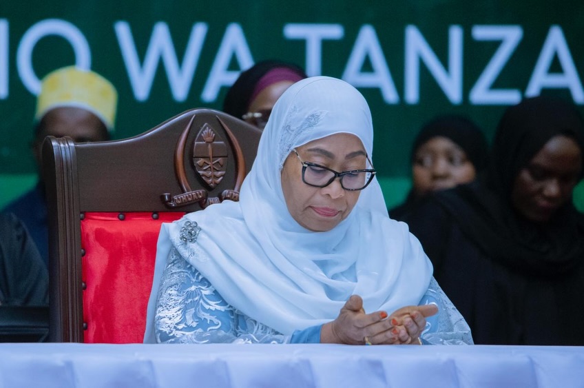 clickHabari tweet media