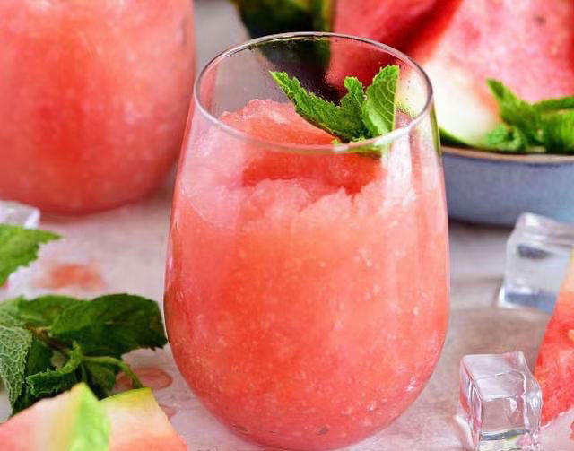 Amerikah Lares tweet media