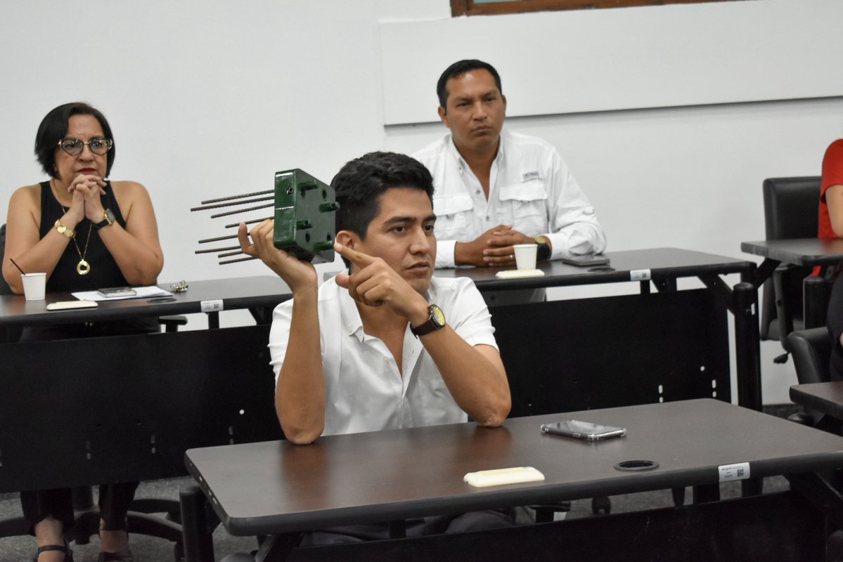 Facultad de Ingeniería en Ciencias de la Tierra tweet media