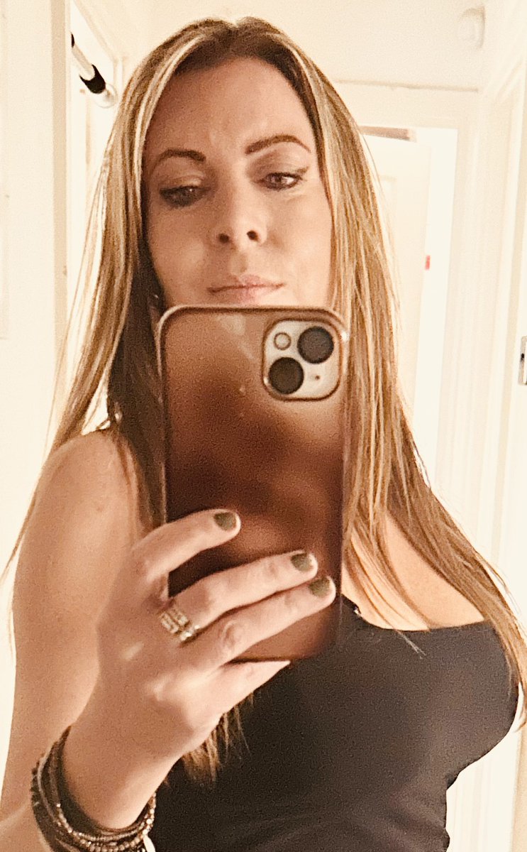 Caroline tweet media