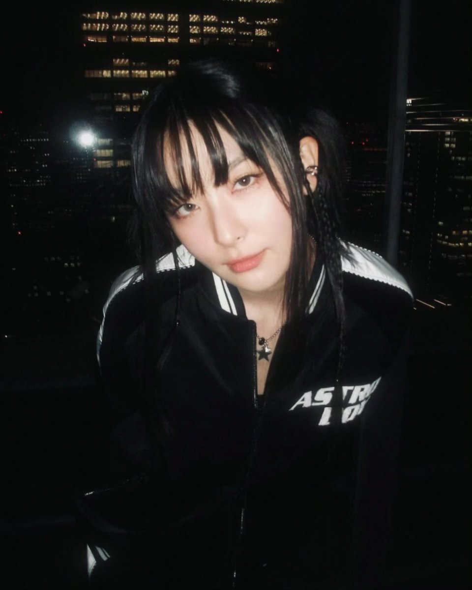 Knock, knock                                Hi