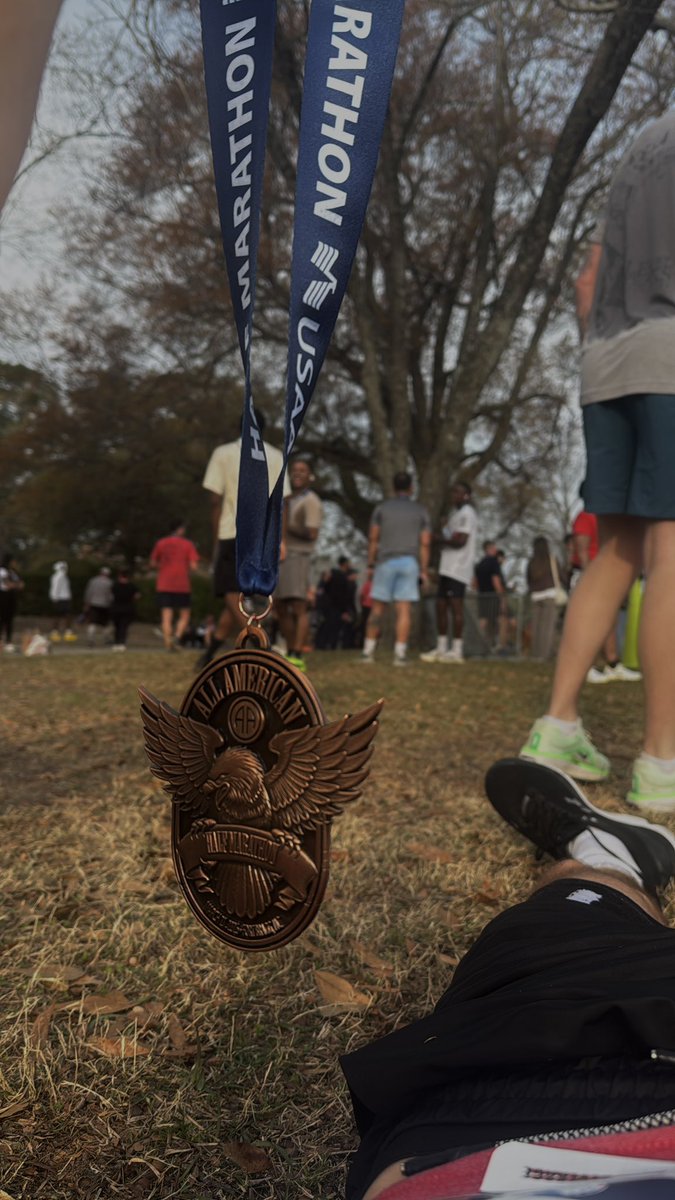 HunterVale42455's tweet photo. Ran my first half marathon today ! Got first in my division 16-19 💪 stay hard https://t.co/A1JJMjERMI